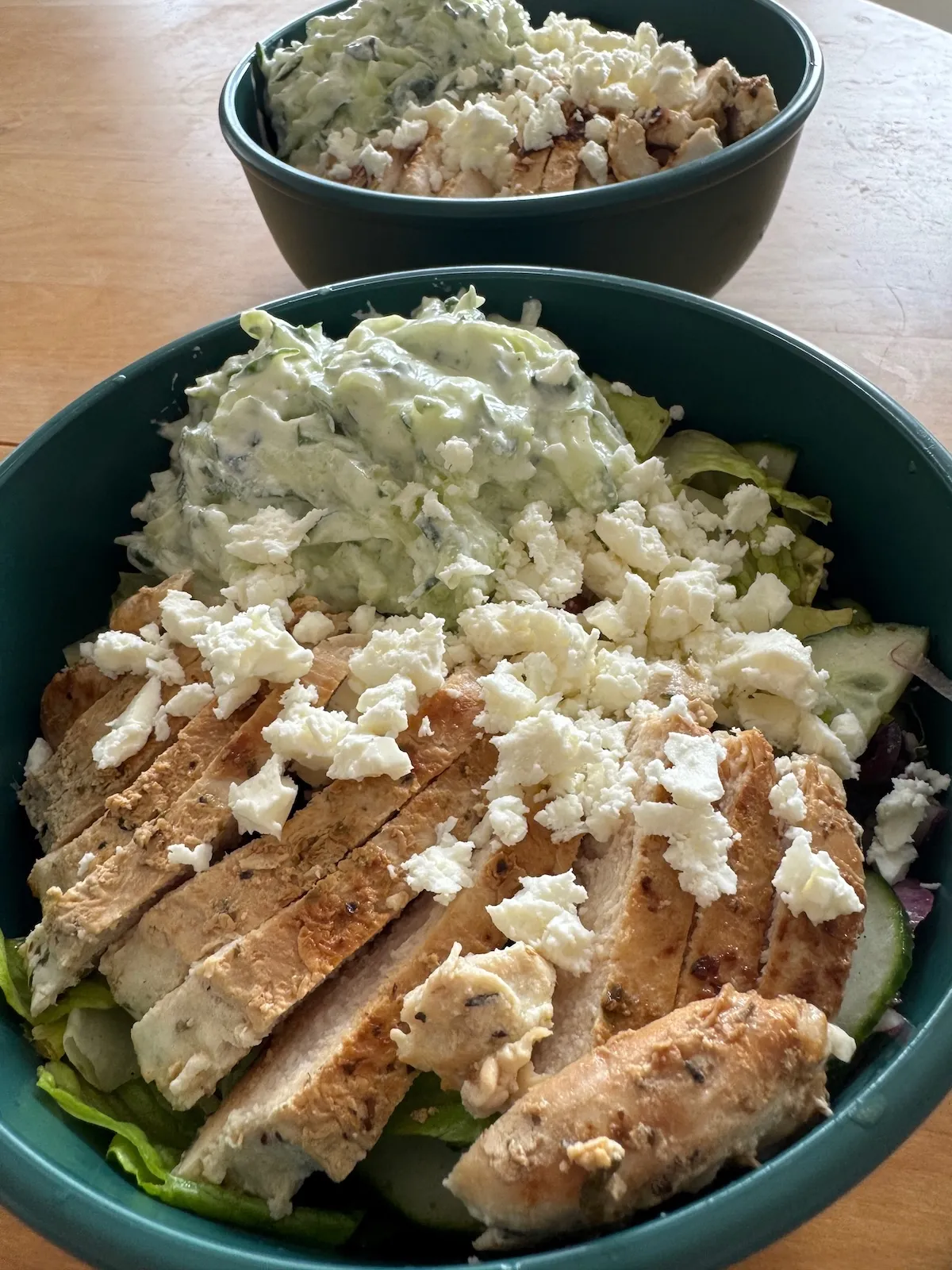 Sallad med kyckling och tsatsiki